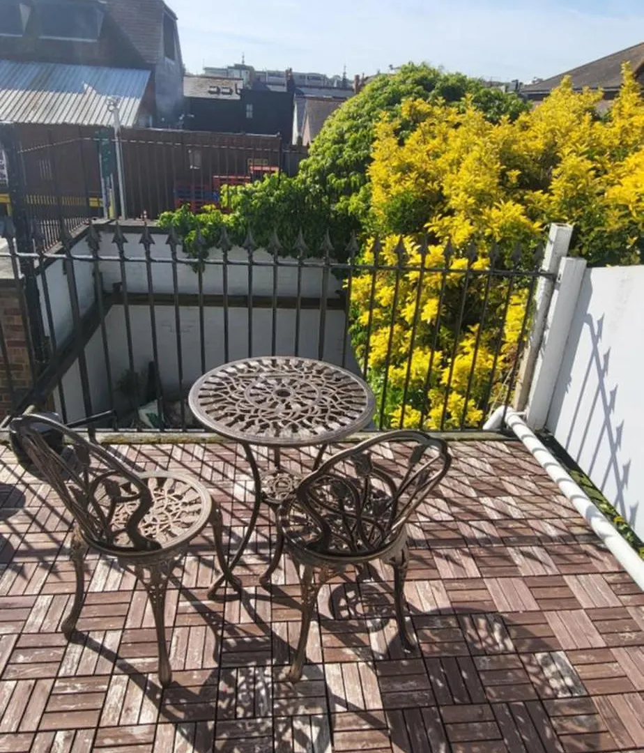 Whole House With A Private Garden And Terrace, Central Brighton