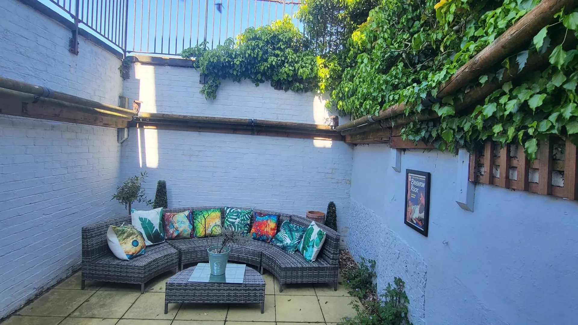 Holiday home Whole House With A Private Garden And Terrace, Central Brighton